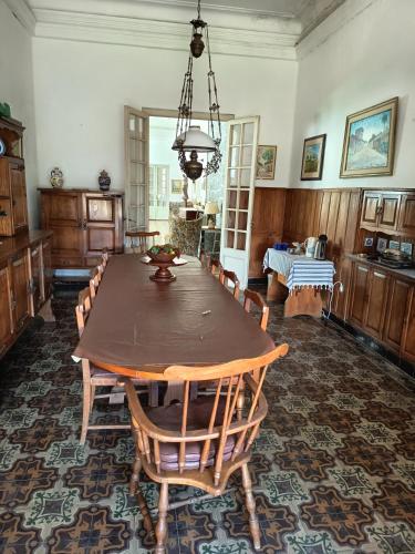 المرافق, Casa rosa 4 in مرسيدس