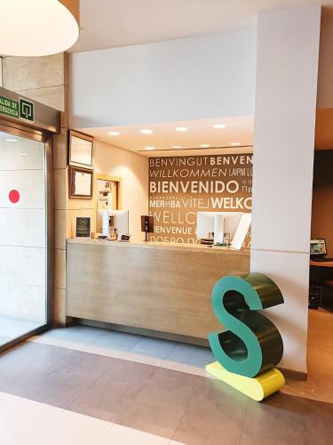 Hotel Sercotel Portales - image 9