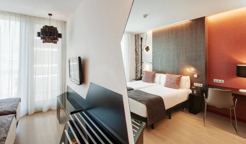 Ayre Hotel Rosellón - image 14