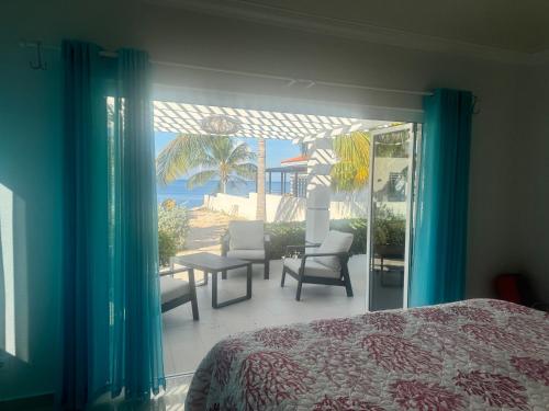 Seadmed, Beautiful Villa on the Sea in Lagun