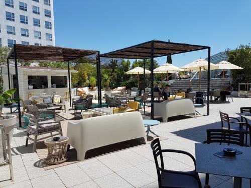 陽台/露台, 索羅拉宮酒店塞爾科特酒店 (Sercotel Sorolla Palace) in 貝尼馬米特