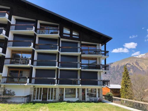 Appartement 3* a 5 min du centre de Morzine, balcon, 2 chambres, parking, service inclus - FR-1-754- near Mouilles Ski Lift