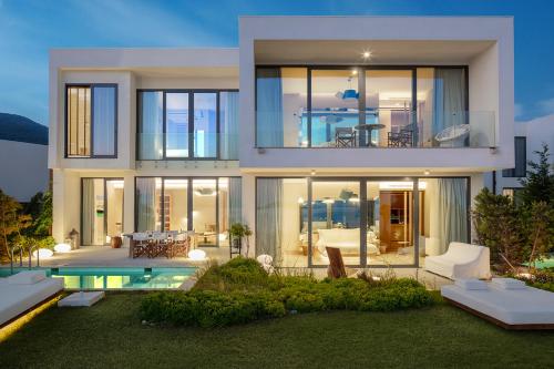 Four-Bedroom Villa