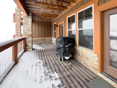 Ideal Condo 2 Minute Drive to Deer Valley's Lift Ideal Condo 2 Minute Drive to Deer Valley's Lift