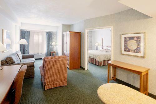 Staybridge Suites San Antonio Airport, an IHG Hotel