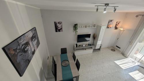 At Eria's House - 100 m Metro A Subaugusta, Rome (photo 2)