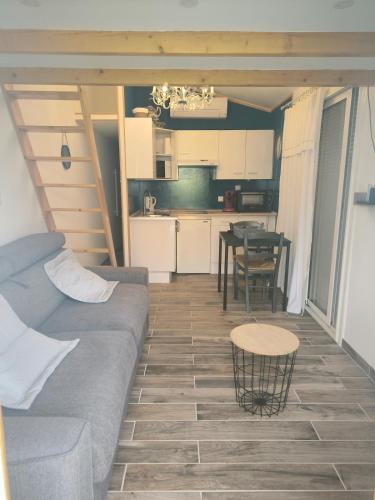 Logement 2 personnes - Location saisonnière - Morières-lès-Avignon