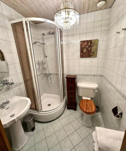 Captain's Castle Apartment, Tallinn (photo 3)