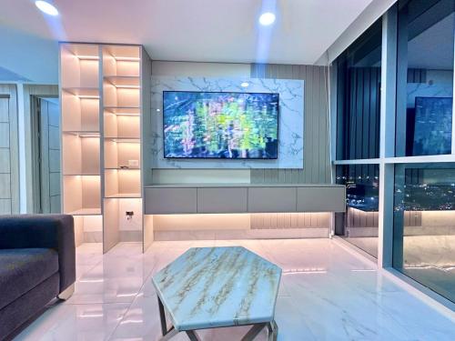 3 Dormitorios, piscina, gym, parqueo, cerca a todo