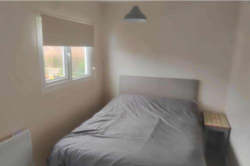 1BR-Garden-Parking-Pets-10 mins to beach 1BR-Garden-Parking-Pets-10 mins to beach