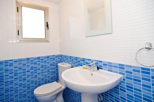 Apartments Latsenko - image 8