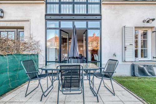 Létesítmények, T3 Disneyland et gare a pied LE DUPLEX 6 ou 7 personnes near Disneyland, Párizs