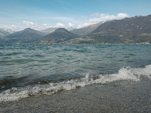 Colico - Casa Vacanza Katy fra lago e montagna, Colico (foto 4)