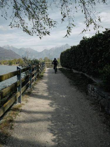 Colico - Casa Vacanza Katy fra lago e montagna, Colico (foto 8)