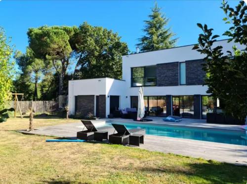 Architect-designed house in Bordeaux Architect-designed house in Bordeaux