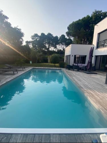 Architect-designed house in Bordeaux Architect-designed house in Bordeaux