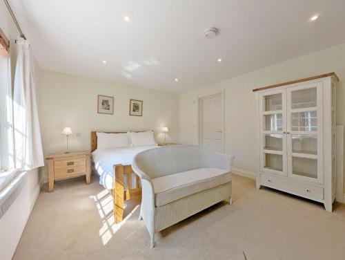 Brewery Cottage Chichester - image 11