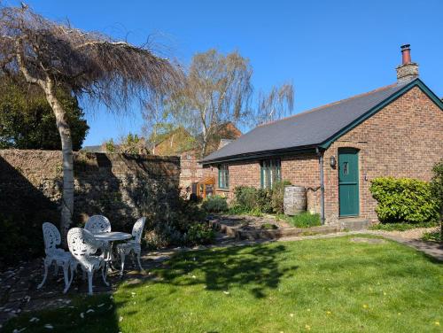 Brewery Cottage Chichester - image 14