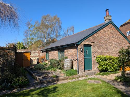Brewery Cottage Chichester - image 6