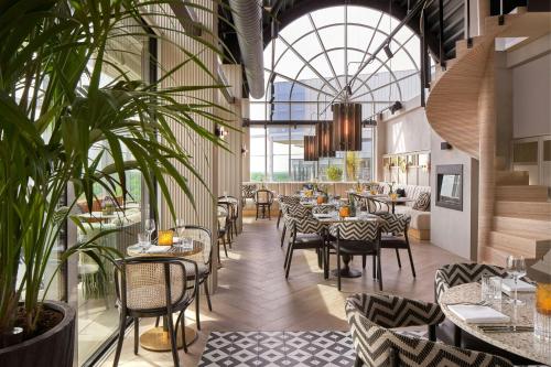 Restaurante, The Den, 's-Hertogenbosch, a Tribute Portfolio Hotel by Marriott in Arnhem