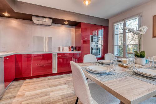 Konyha, T3 Disneyland et gare a pied LE DUPLEX 6 ou 7 personnes near Disneyland, Párizs