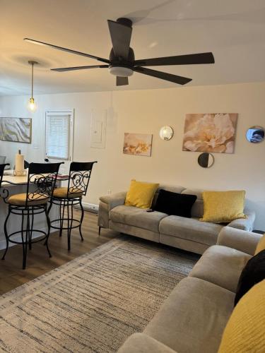 Marvelous 3-bedroom 2-bathroom house with Central Air charming Georgetown in 喬治敦 (SC)