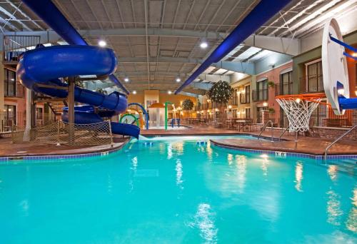 Holiday Inn Hotel & Suites Minneapolis-Lakeville an IHG Hotel - main image