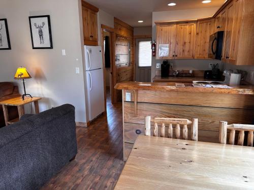 Methow River Lodge Cabins - image 11