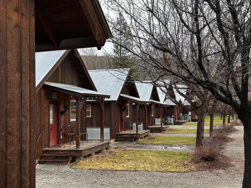 Methow River Lodge Cabins - image 6