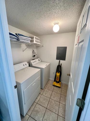 Three-Bedroom Apartment image 7