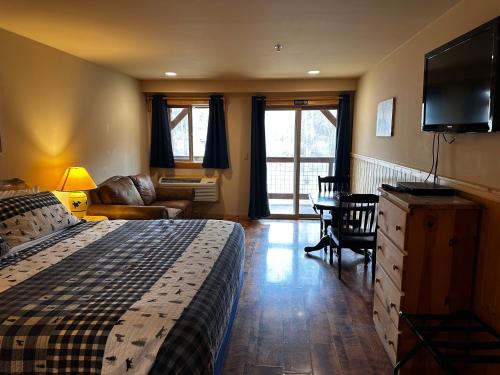 Methow River Lodge and Cabins