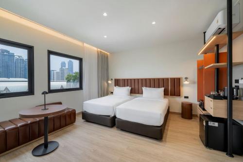 Asoka Hotel at Asoke Makkasan Room Type - Deluxe Twin Room