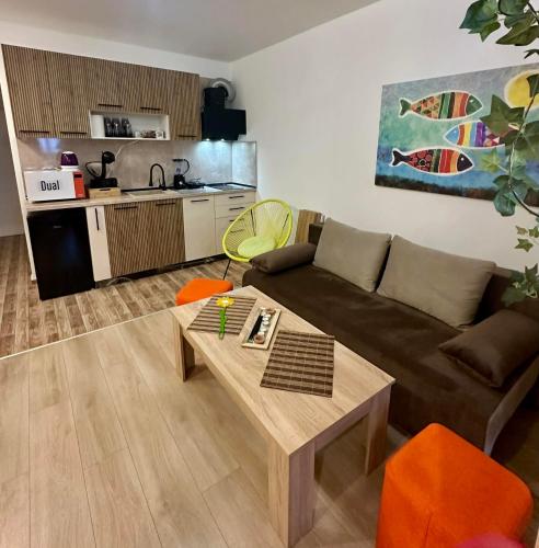 Cocina, Perla Del Mar Studio PANORAMA First line in Lozenets