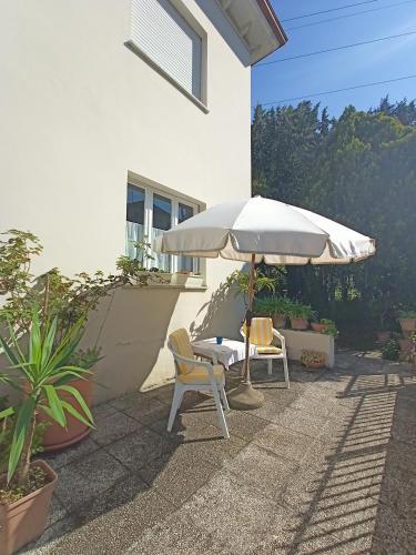 BeeLiving Room&Breakfast - image 7