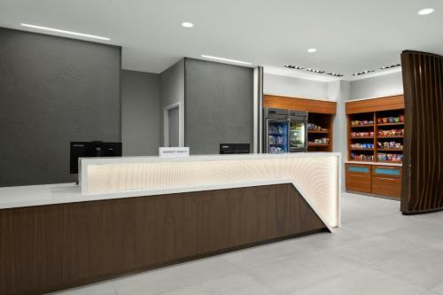 SpringHill Suites Irvine John Wayne Airport / Orange County - image 3