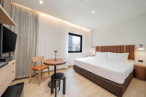 Asoka Hotel at Asoke Makkasan Room Type - Standard King Room