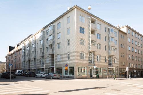 Exterior view, 1BR City Apartment with Balcony Next to the Sea in Vantaa