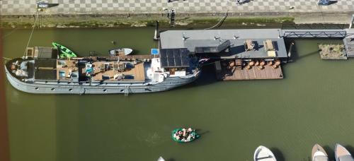  De Coaster & Aquarium Ponton, Unterkunft in Rotterdam