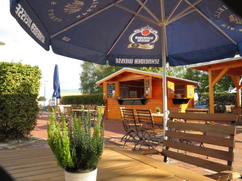 ระเบียง/ชานเรือน, DLRG Tagungszentrum Hotel Delphin in บาด นีนดอร์ฟ