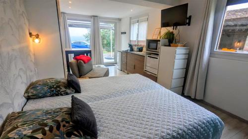 studio in เลสการ์