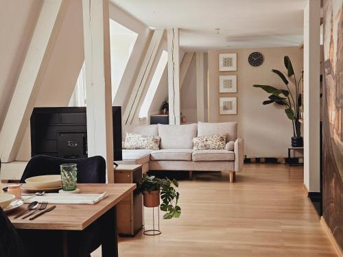 Elegantes Loft mit 2 Etagen im Königsviertel in Dresden, Deutschland