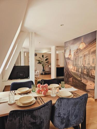 Elegantes Loft mit 2 Etagen im Königsviertel, Drážďany (fotografie 7)