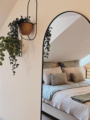 Elegantes Loft mit 2 Etagen im Königsviertel, Drážďany (fotografie 10)