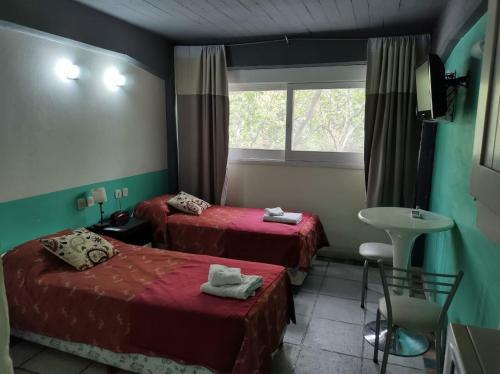 Double or Twin Room image 7