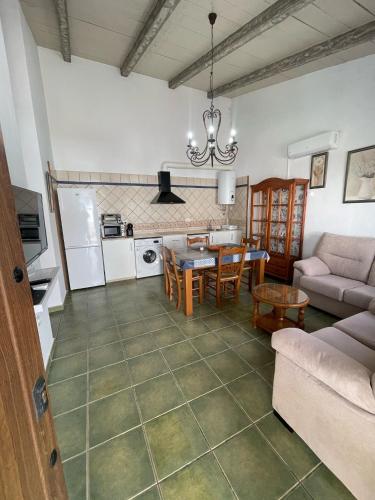 Villa Ojos Del Océano (Villa Ojos Del Oceano) in คอสตาเดลาลูซ (คาดิซ)