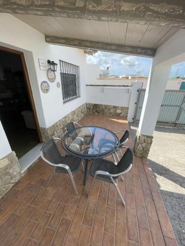 Villa Ojos Del Océano (Villa Ojos Del Oceano) in คอสตาเดลาลูซ (คาดิซ)