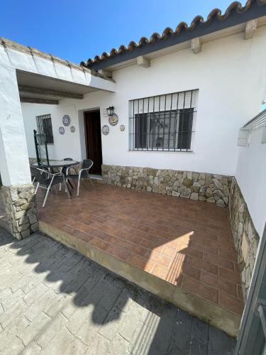 Villa Ojos Del Océano (Villa Ojos Del Oceano) in คอสตาเดลาลูซ (คาดิซ)