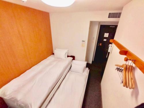 1 bunk bed