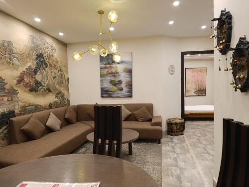 Korean Style 2BHK with City Views & Free Netflix - image 8