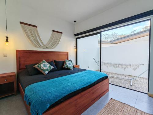 Blissful Homes in Huacas